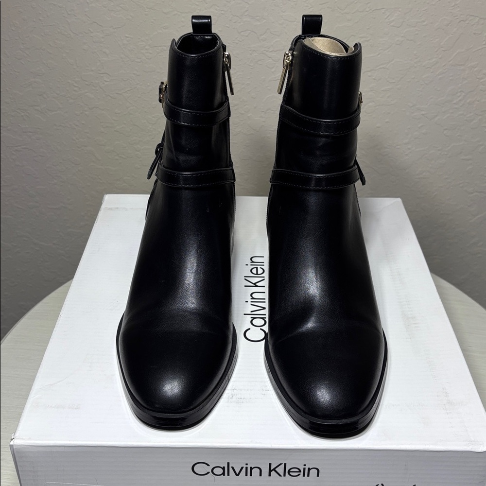 Calvin Klein Jasen Black Ankle Booties. Size 7.5 - Picture 10 of 11